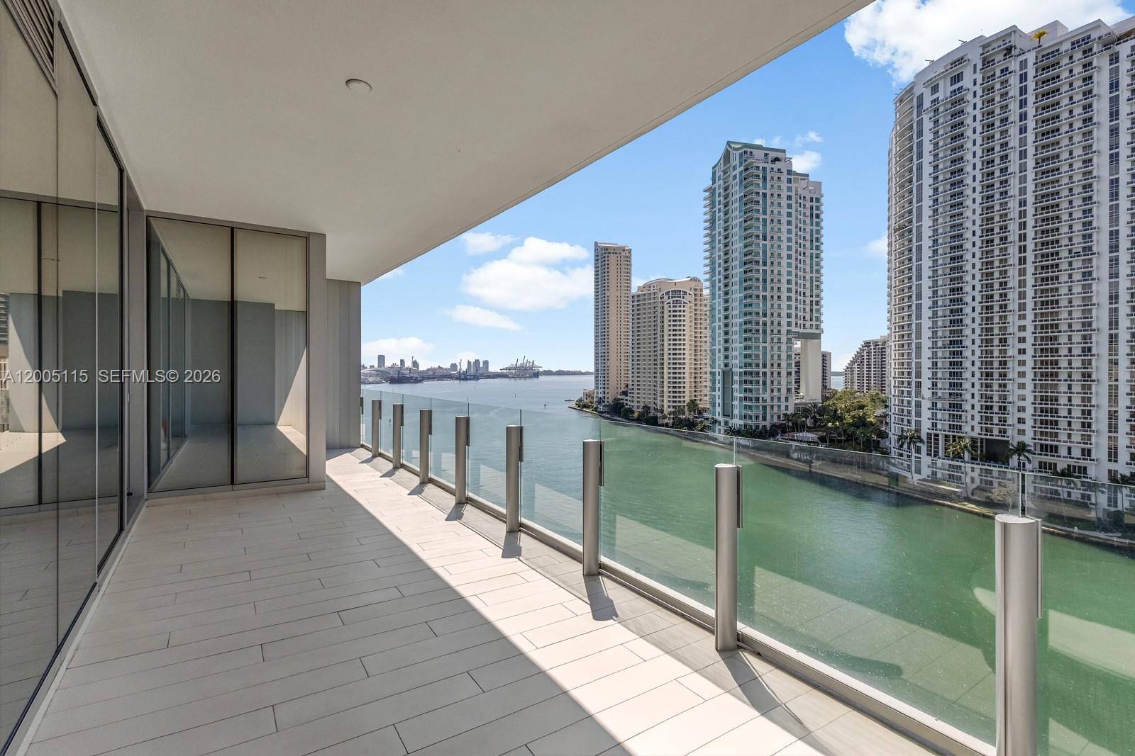 300 Biscayne Blvd Way