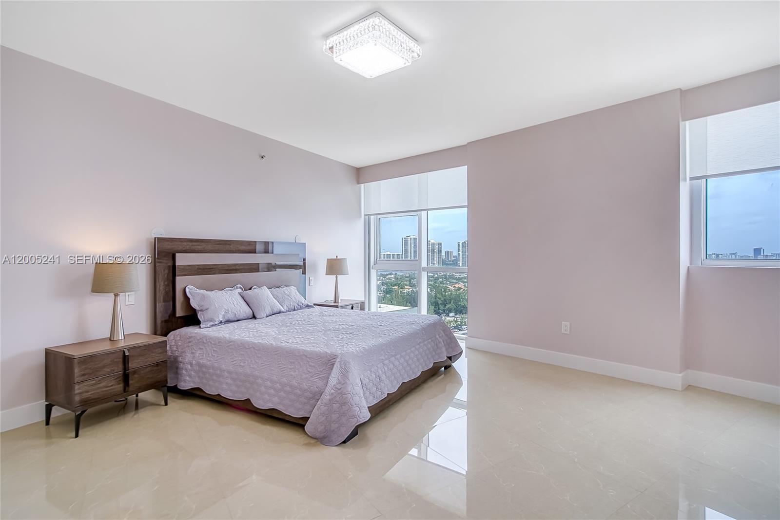 18201 Collins Avenue