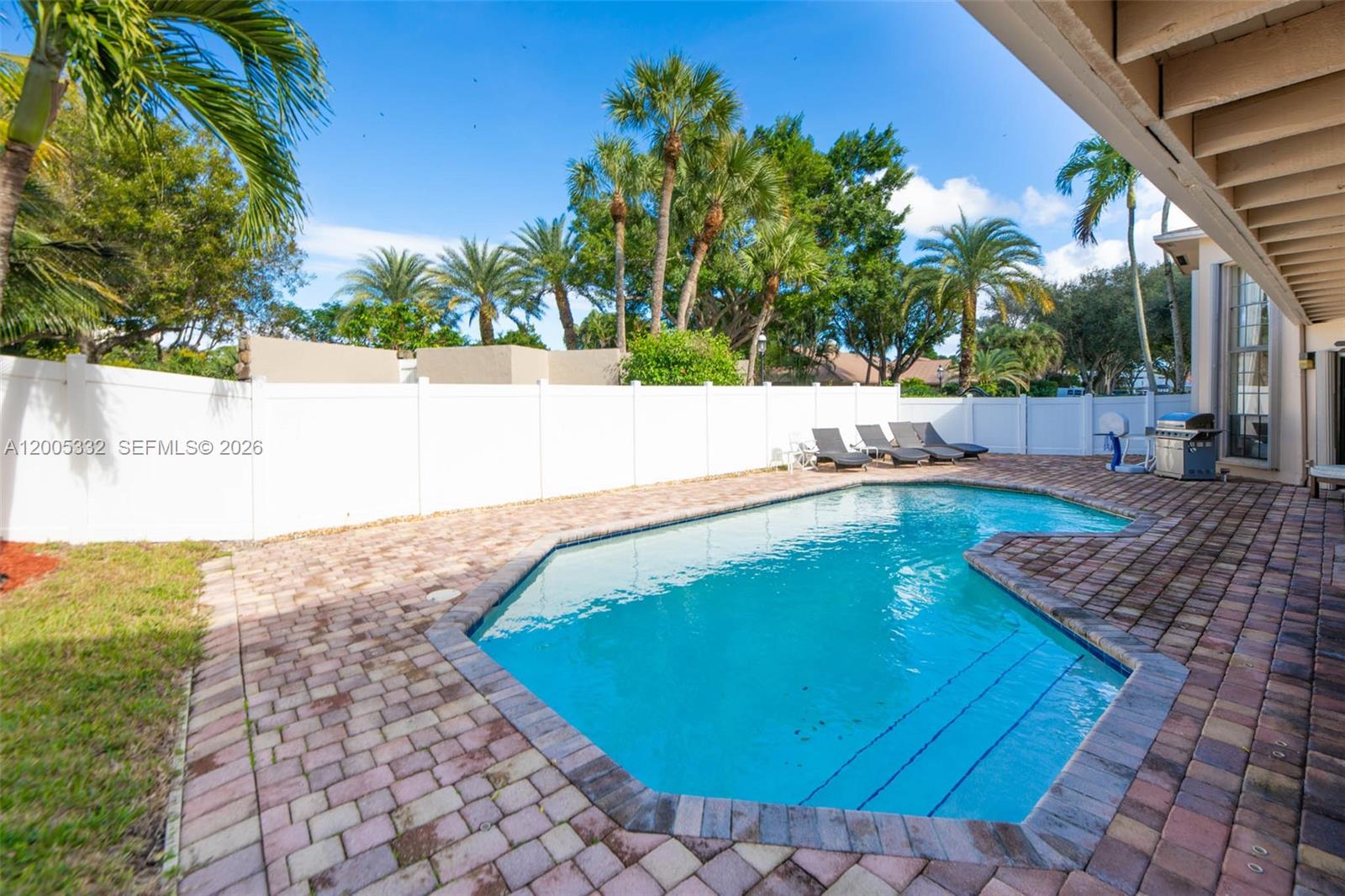 6481 Timber Lane