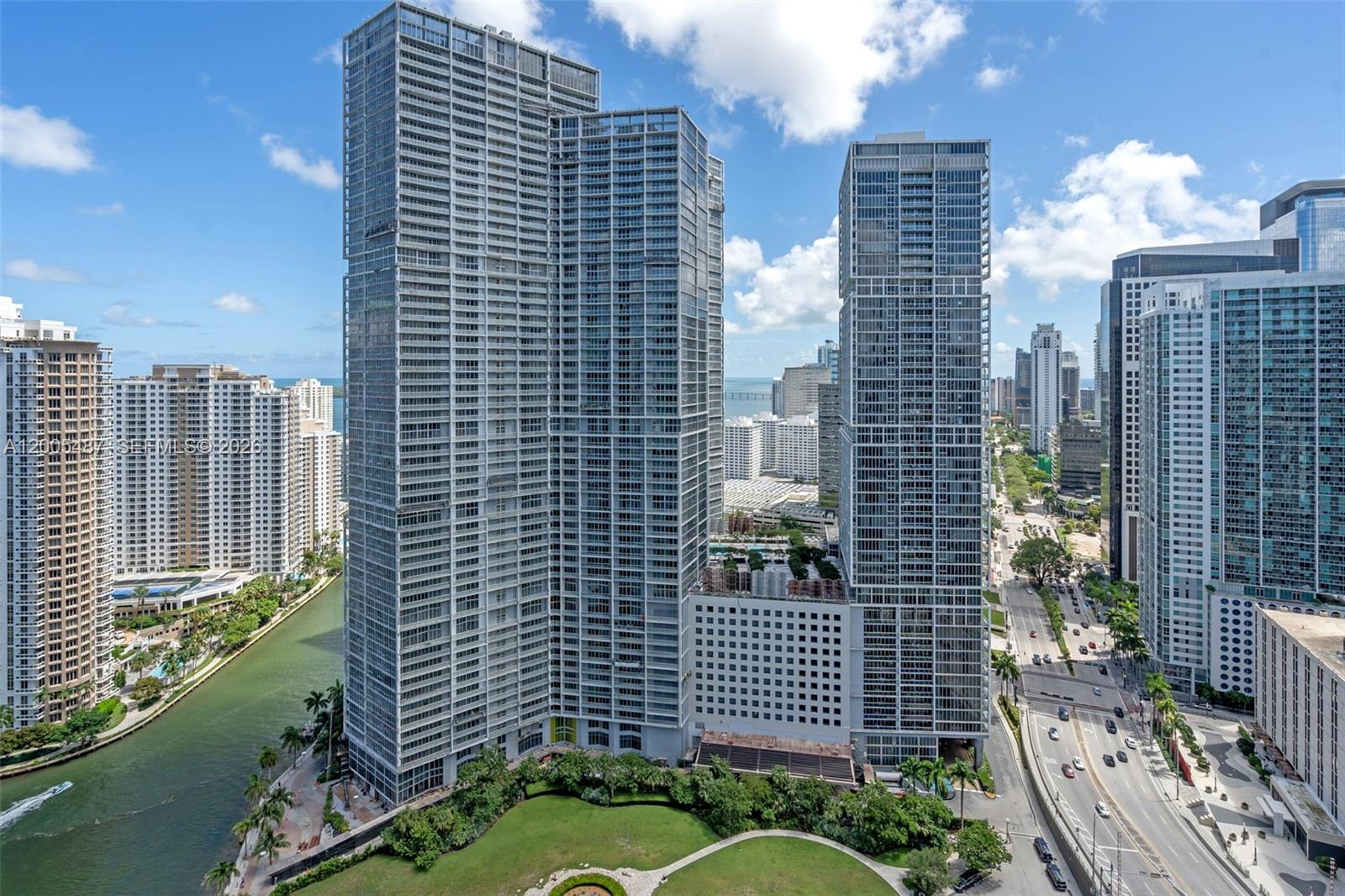 200 Biscayne Boulevard Way