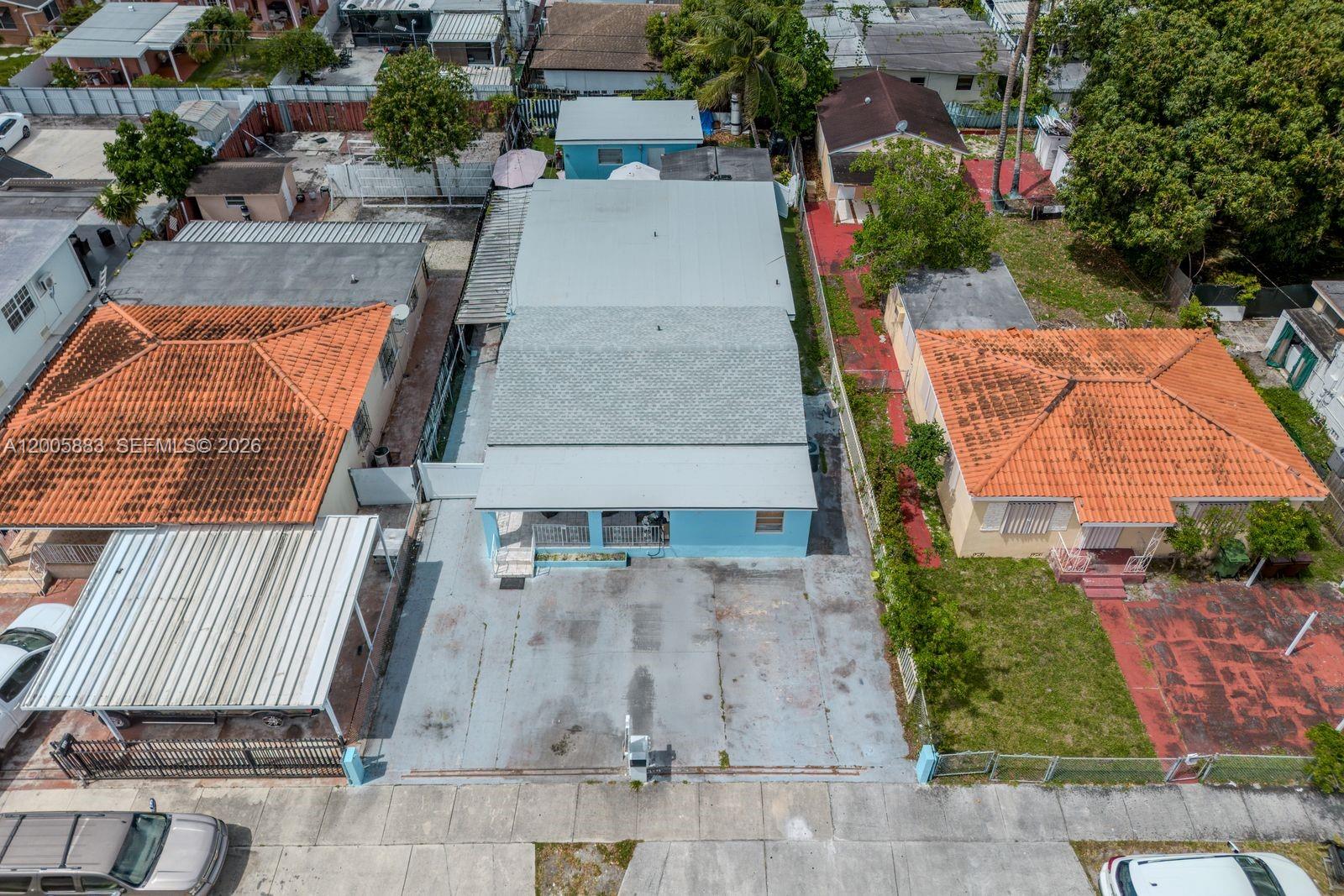 141 E 16th Street