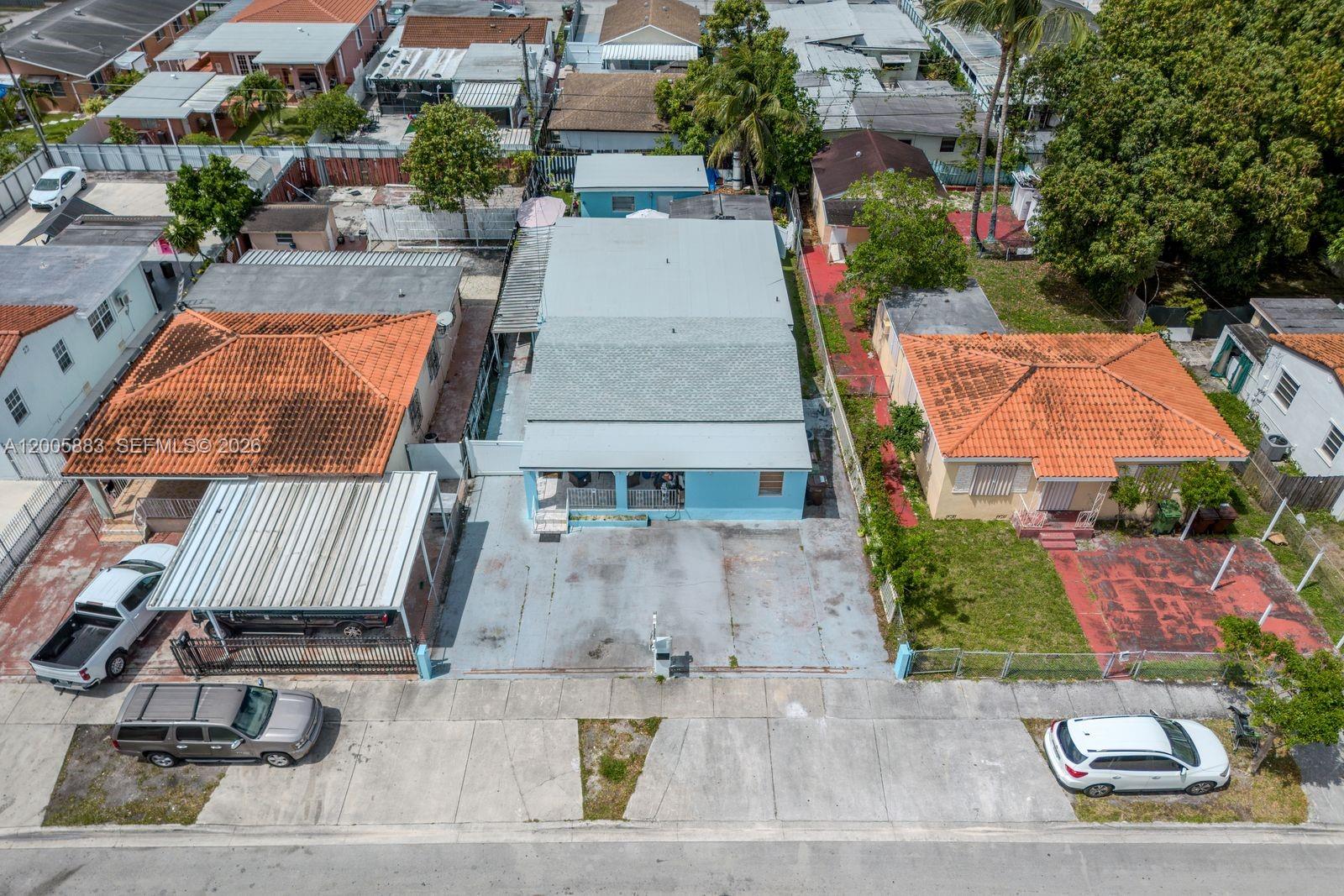 141 E 16th Street