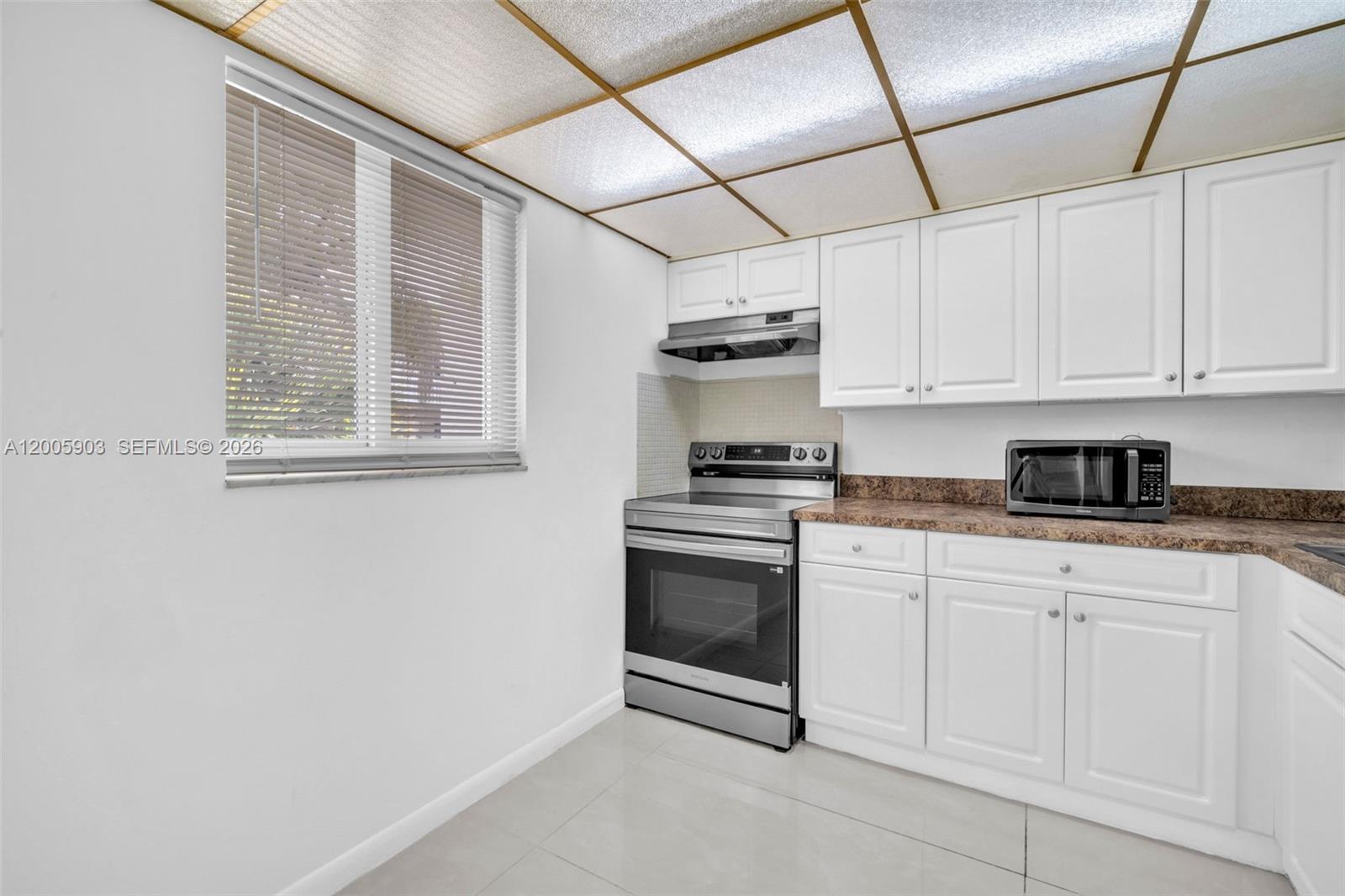 8103 Camino Real