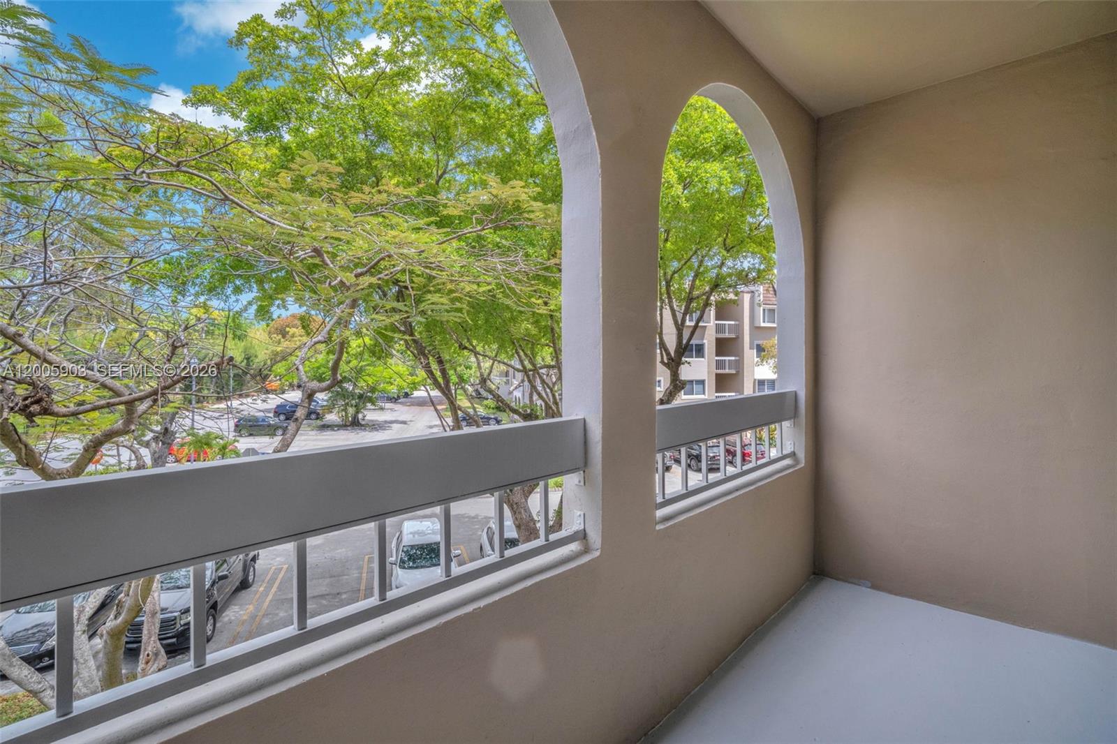 8103 Camino Real