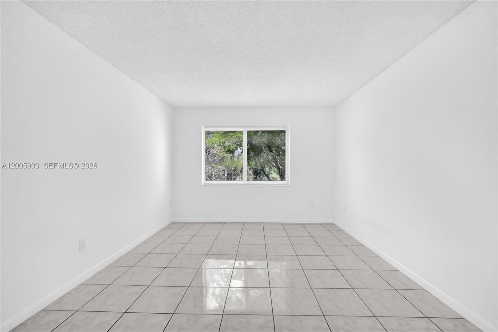 8103 Camino Real