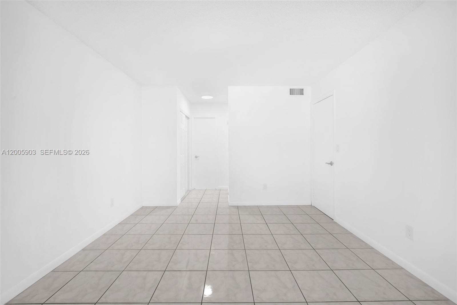 8103 Camino Real