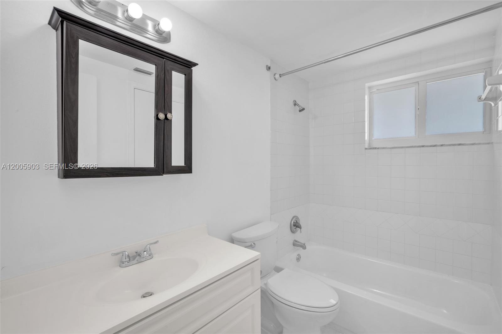 8103 Camino Real