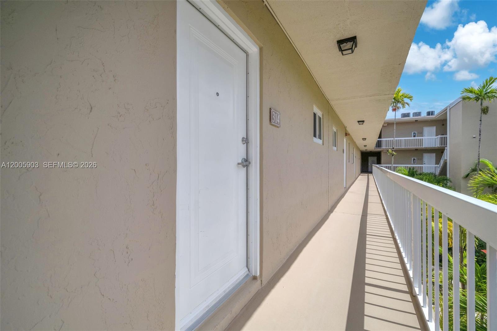 8103 Camino Real