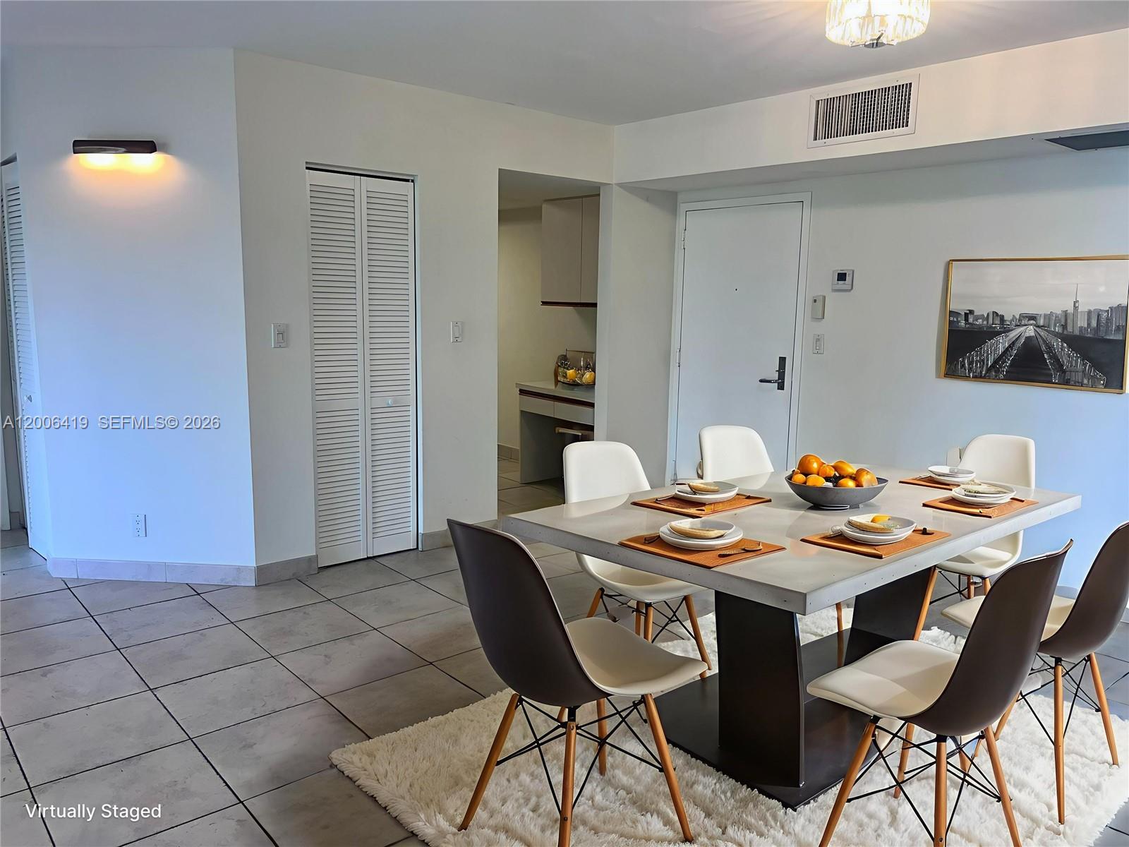3600 Mystic Pointe Drive