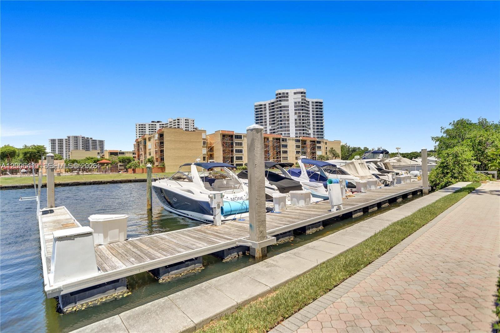 3600 Mystic Pointe Drive