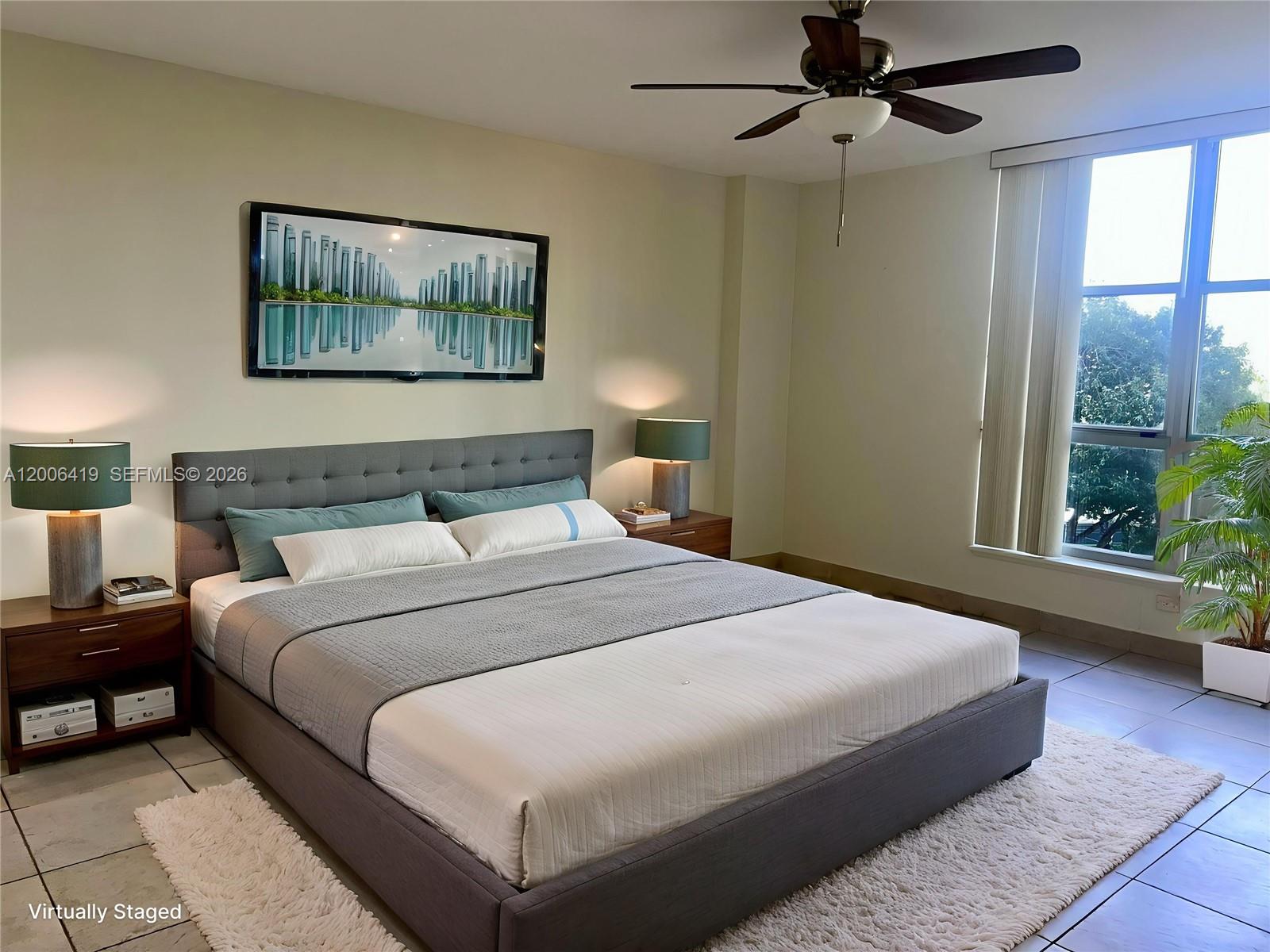 3600 Mystic Pointe Drive