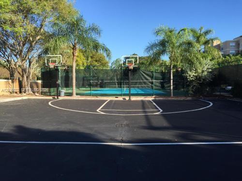 19999 E Country Club Drive