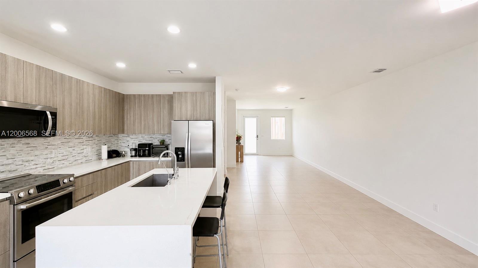 10279 NW 72nd Street
