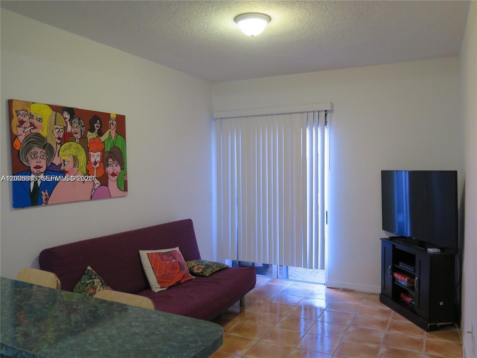 6202 NW 116th Place