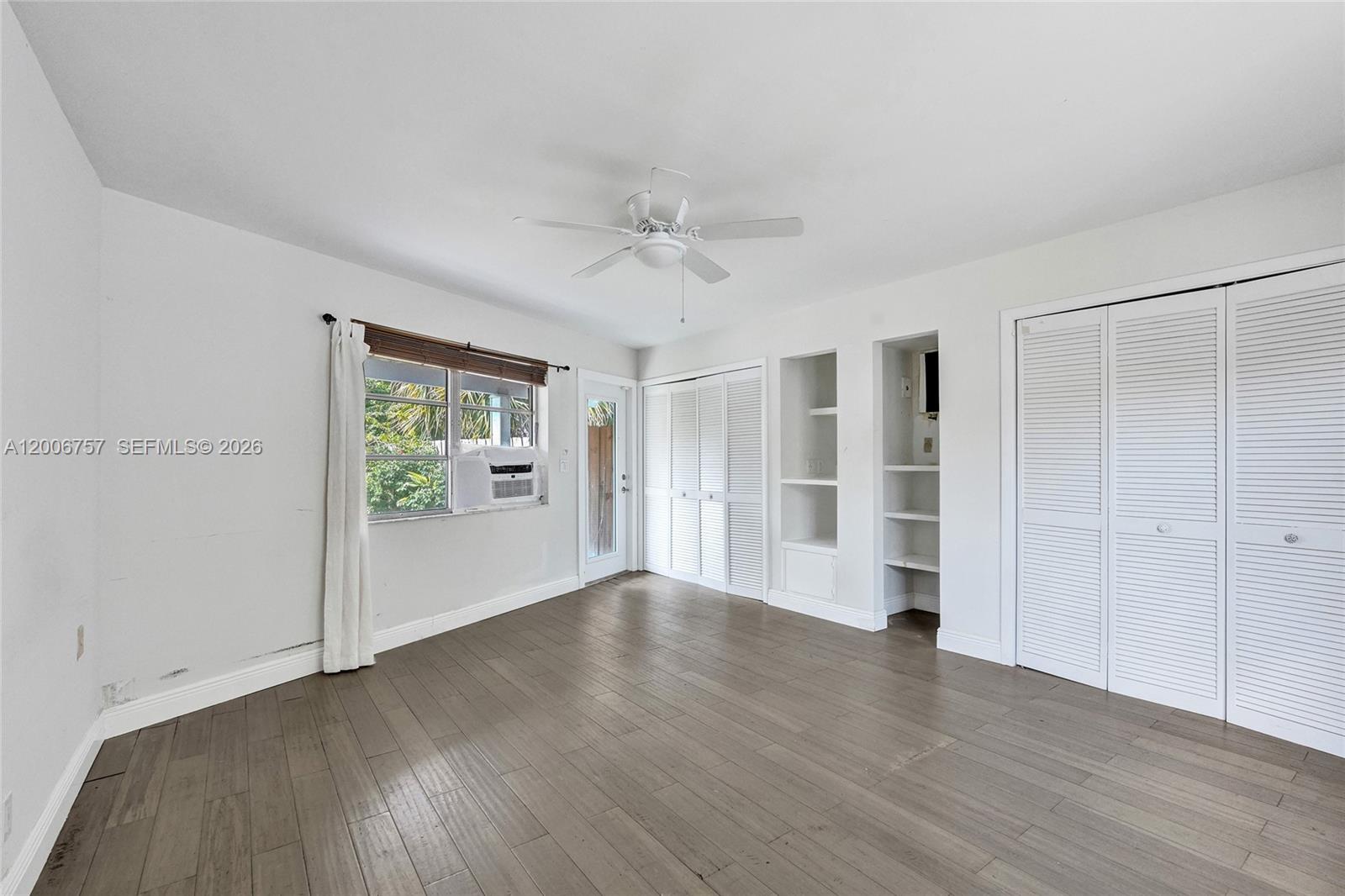 1421 S Palmway