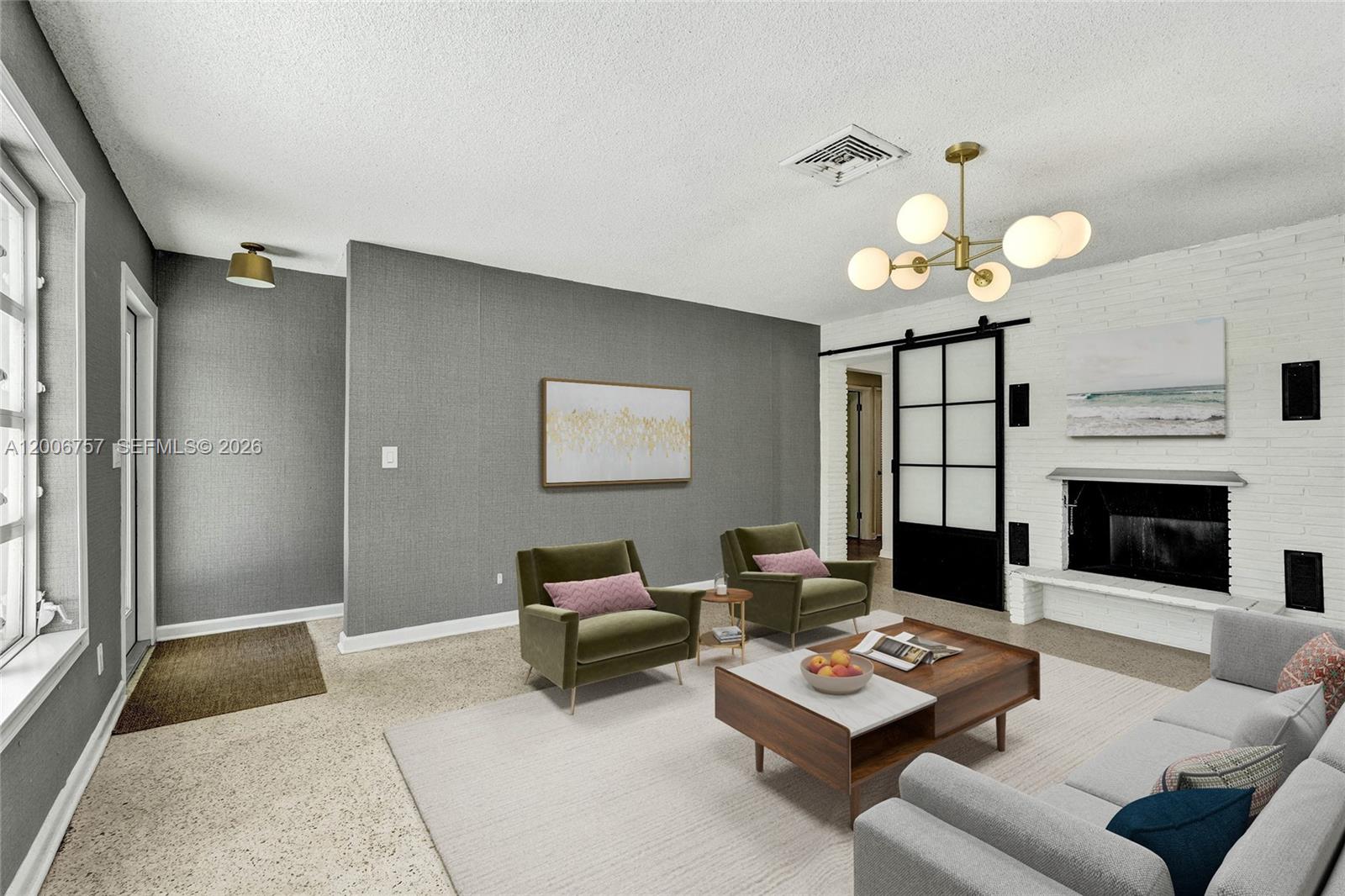1421 S Palmway