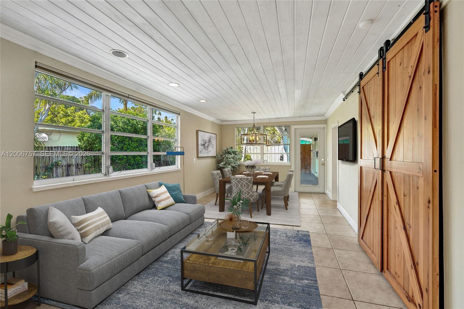 1421 S Palmway