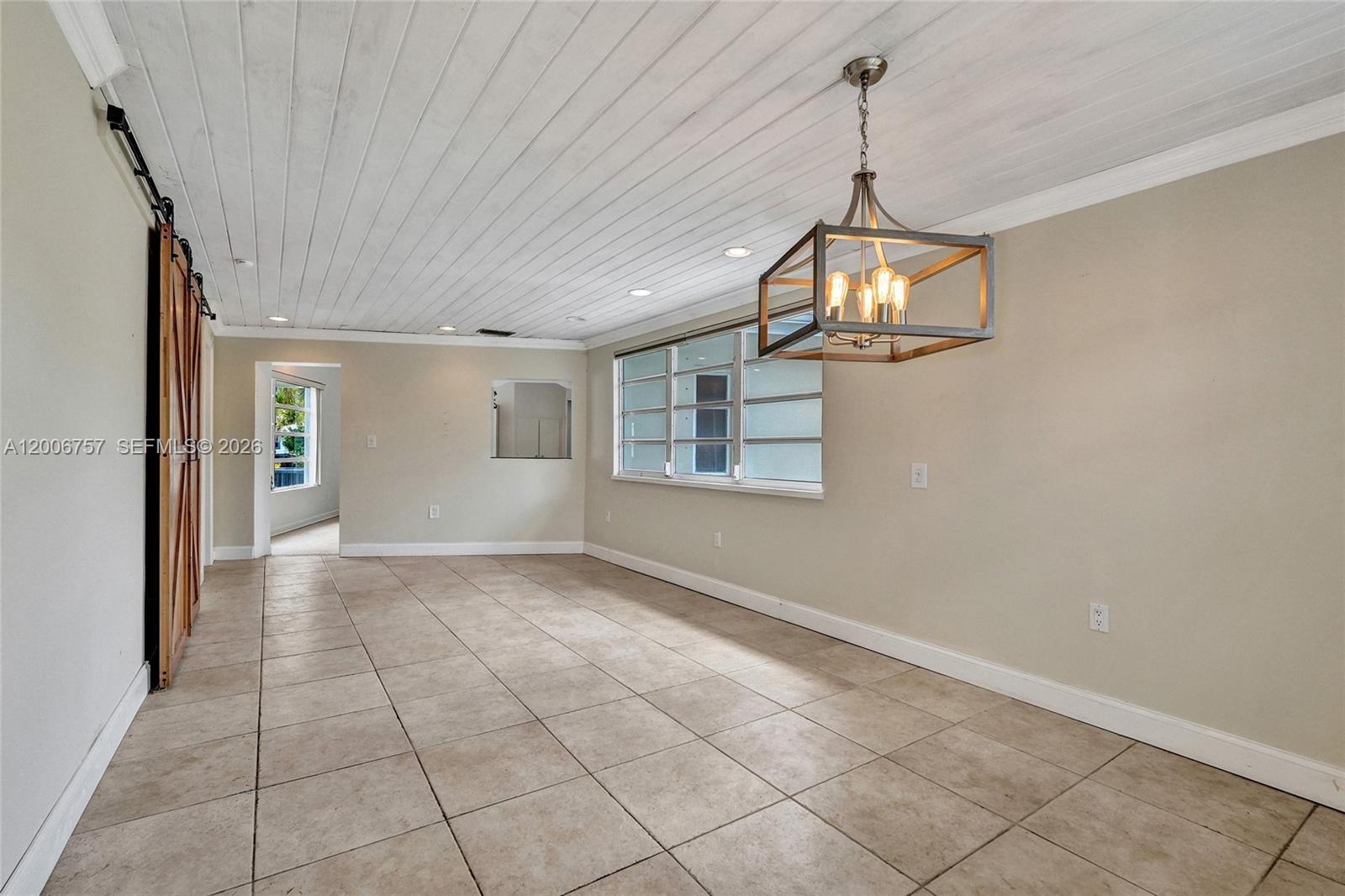 1421 S Palmway