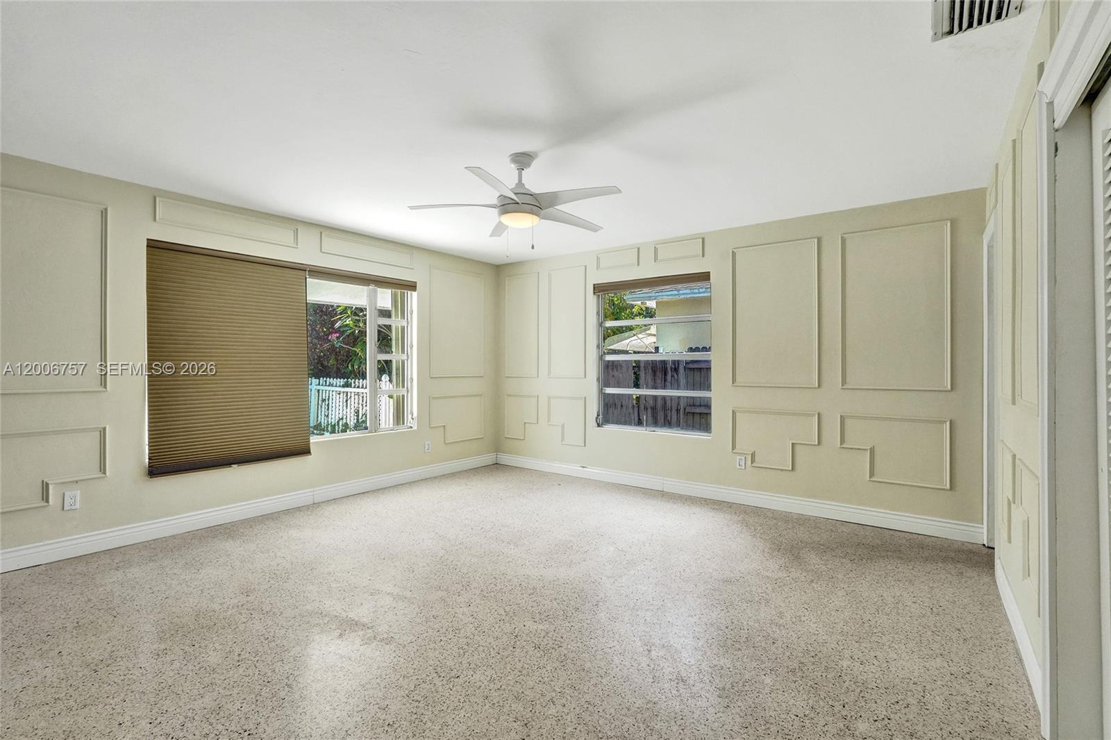 1421 S Palmway