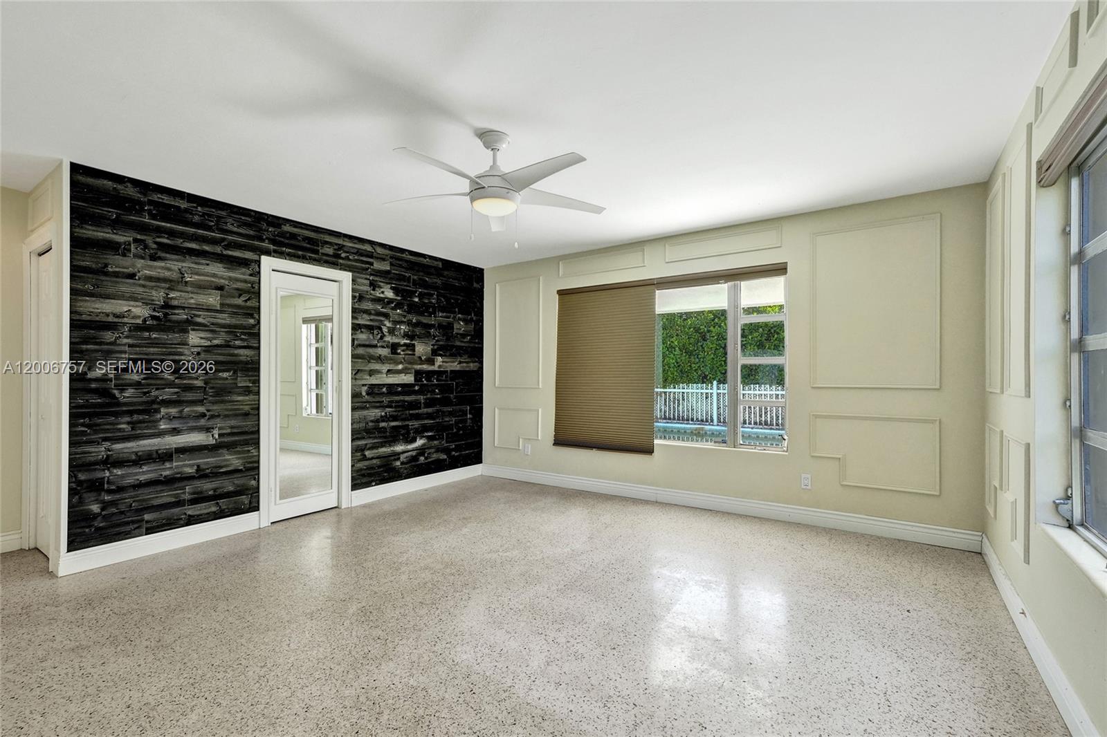 1421 S Palmway