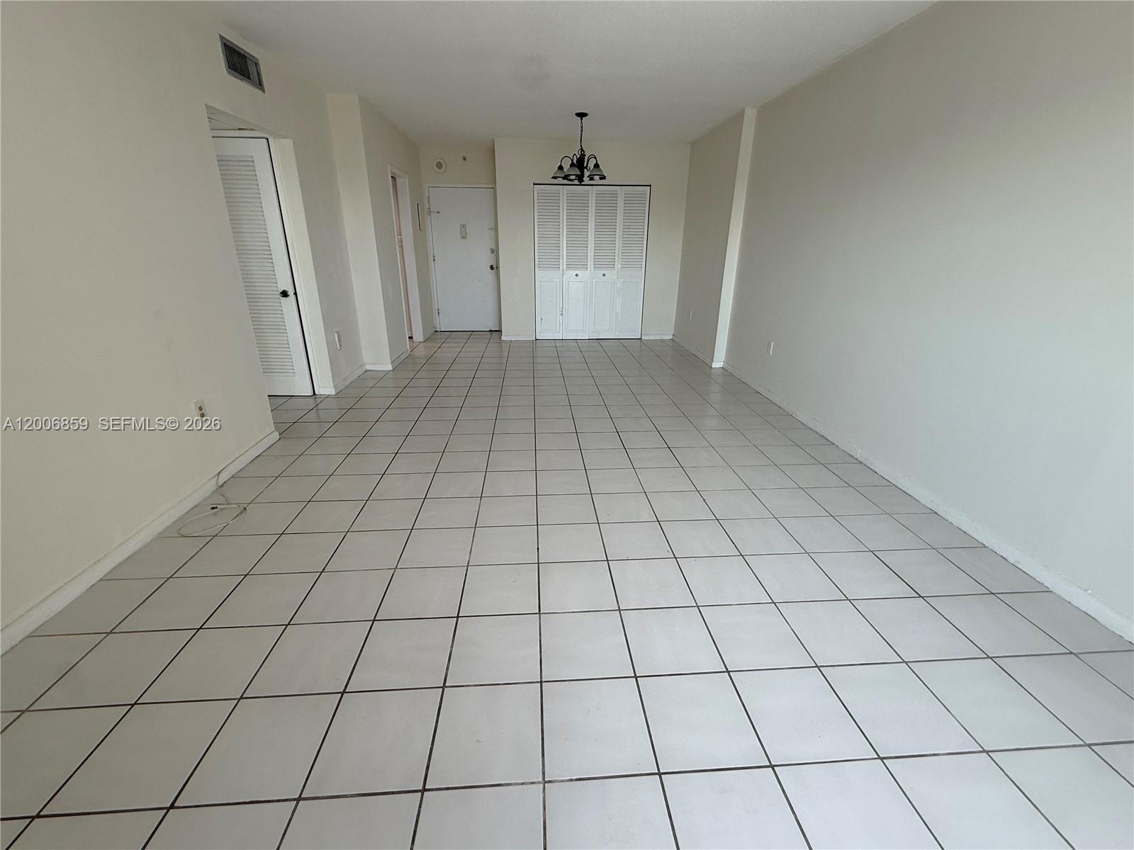 400 Kings Point Drive