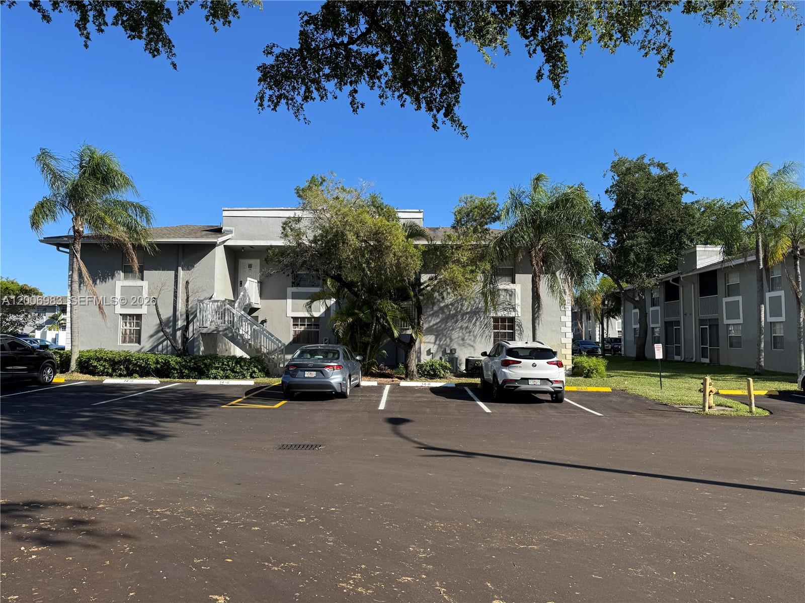 471 NE 210th Circle Terrace