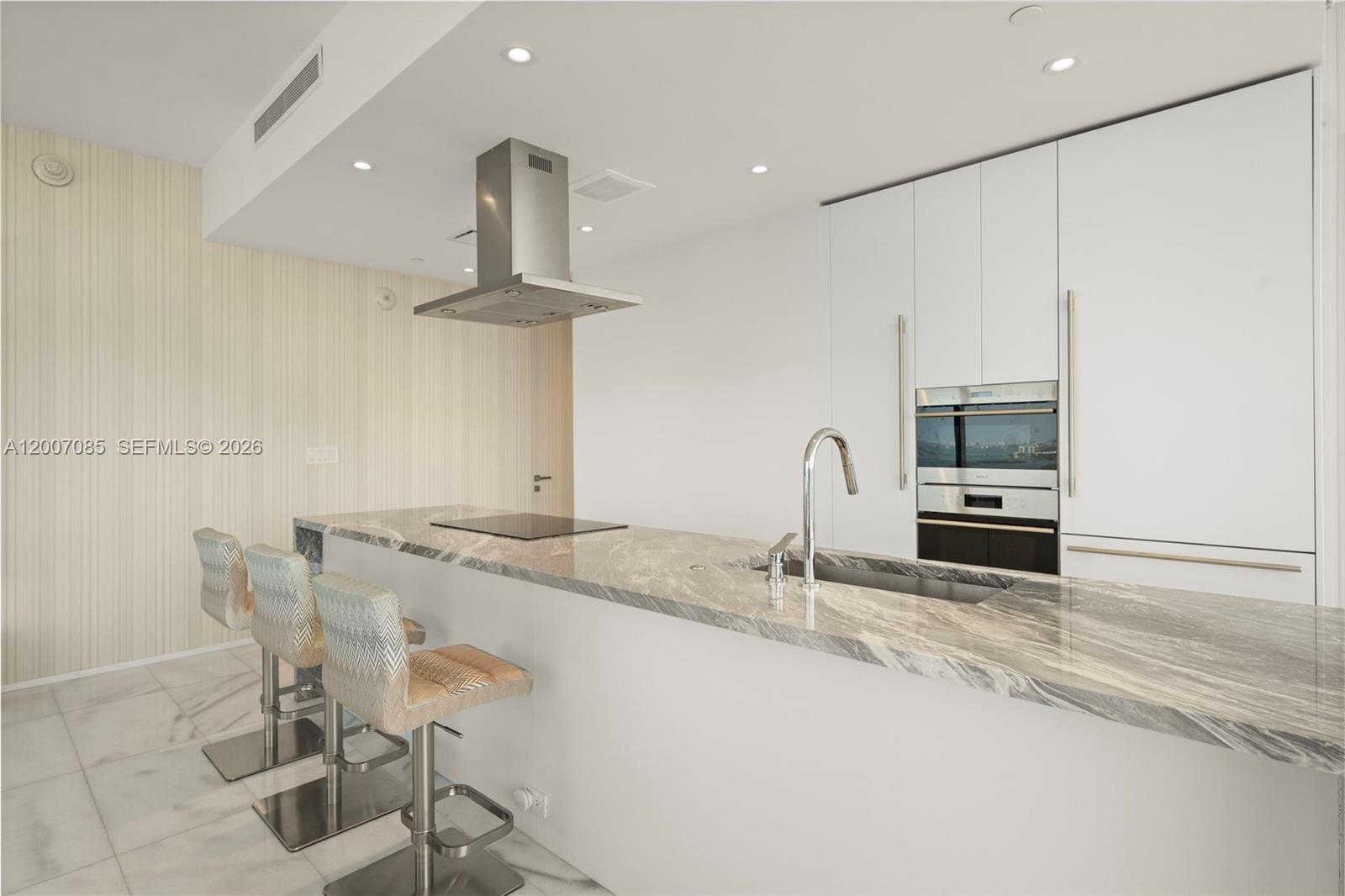 700 NE 26th Terrace