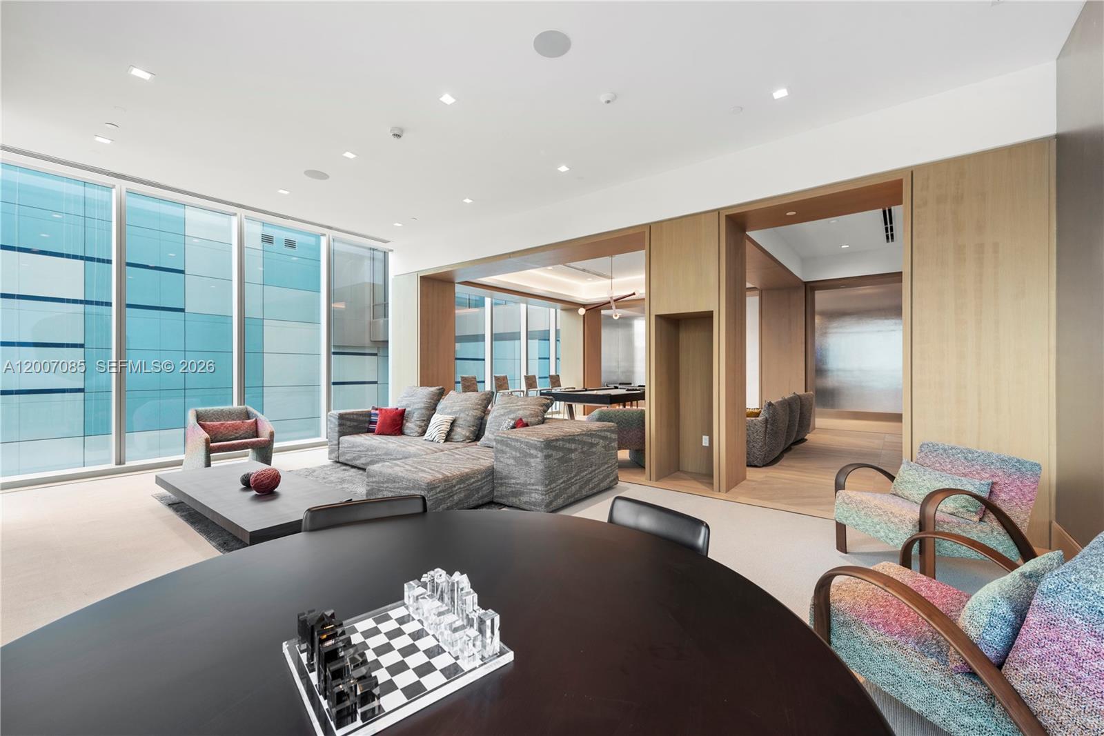 700 NE 26th Terrace