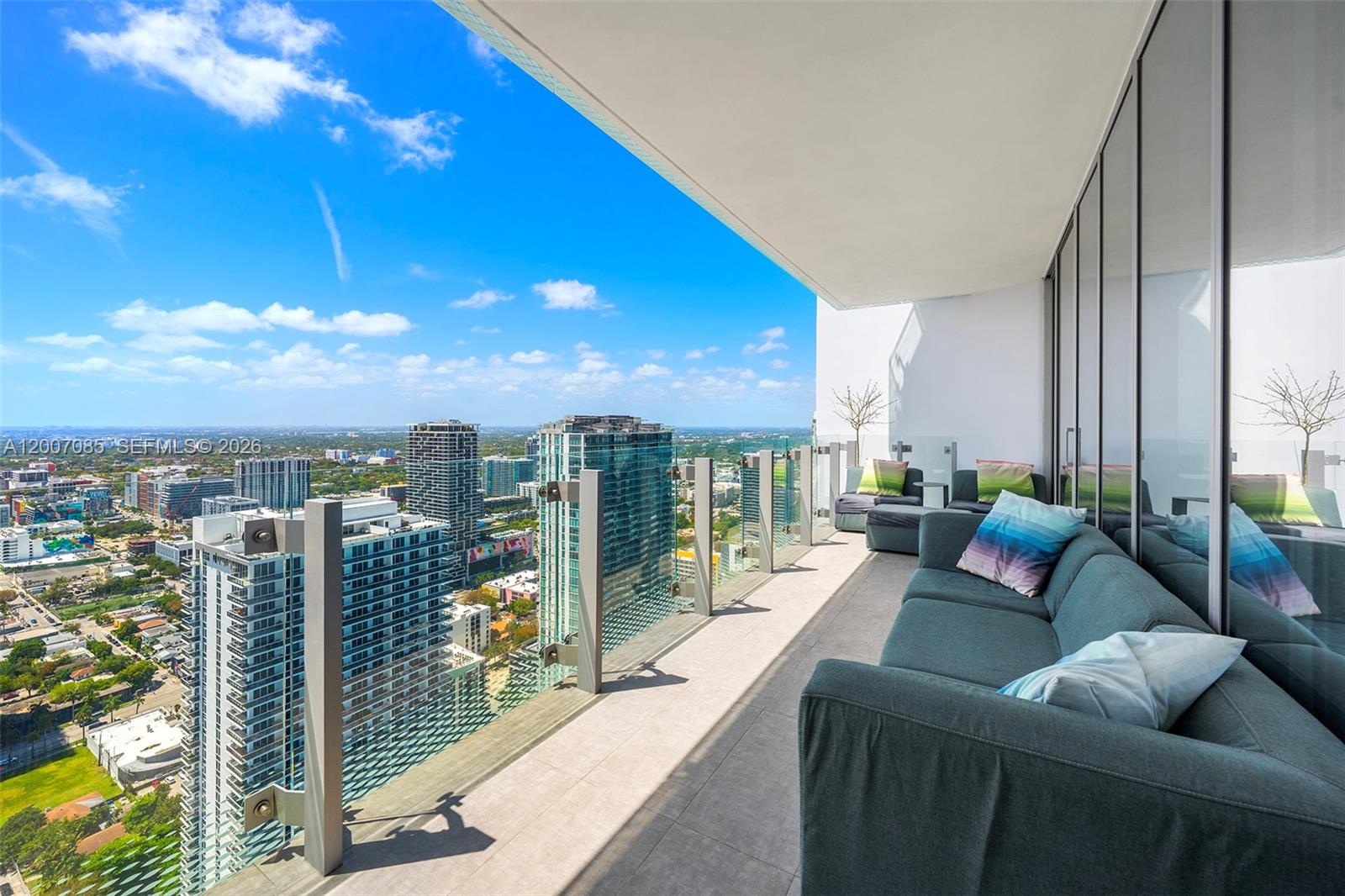700 NE 26th Terrace