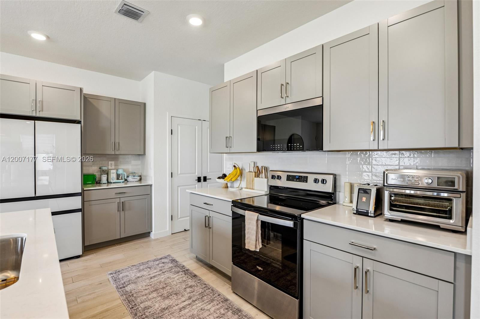 1660 SE 6th Street