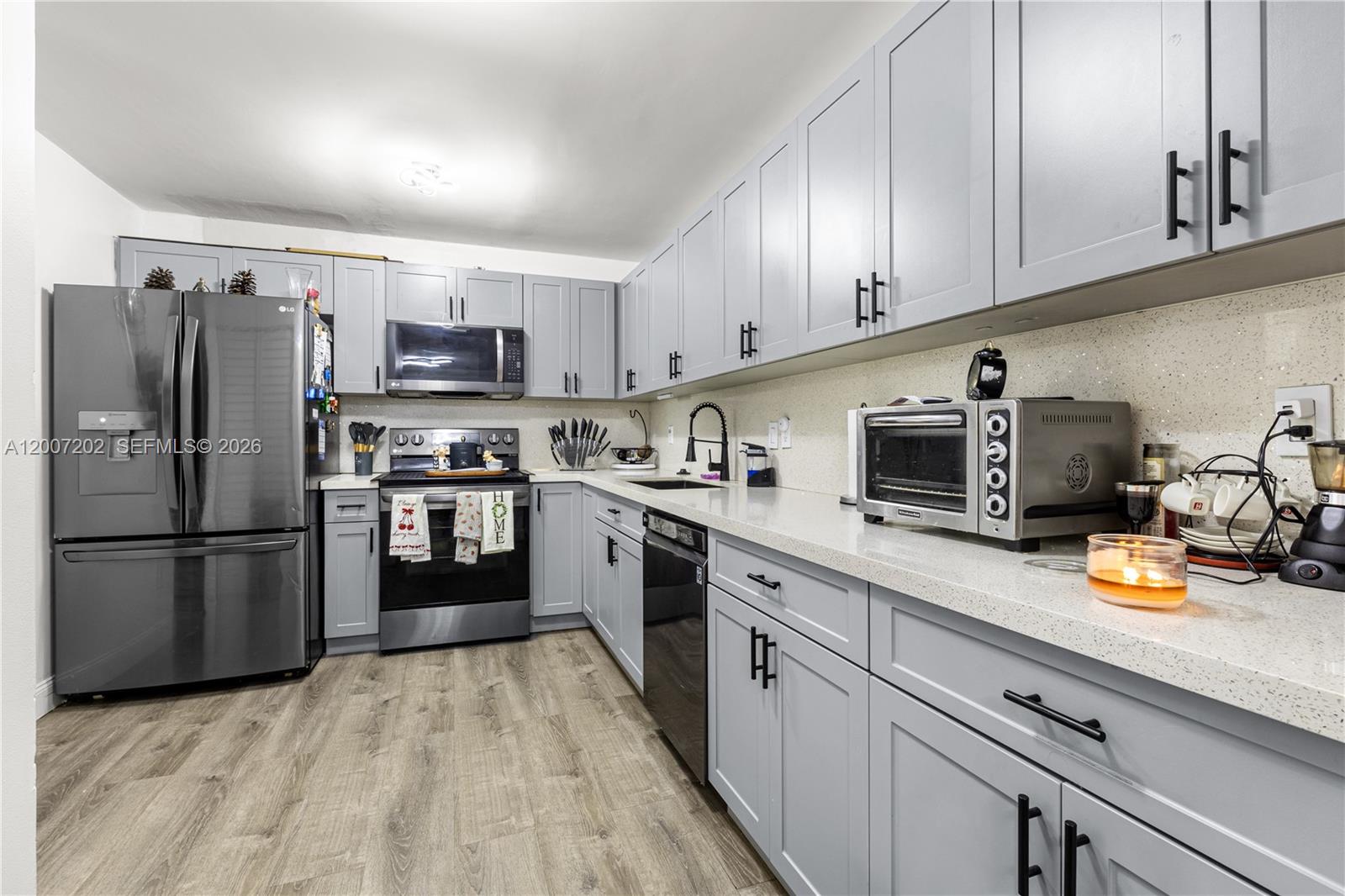 203 NE 12th Avenue