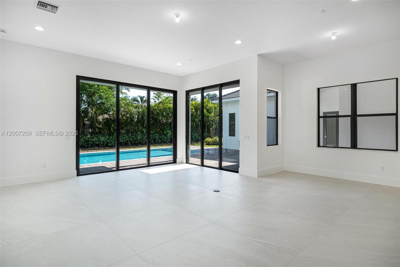 11900 SW 14th Place