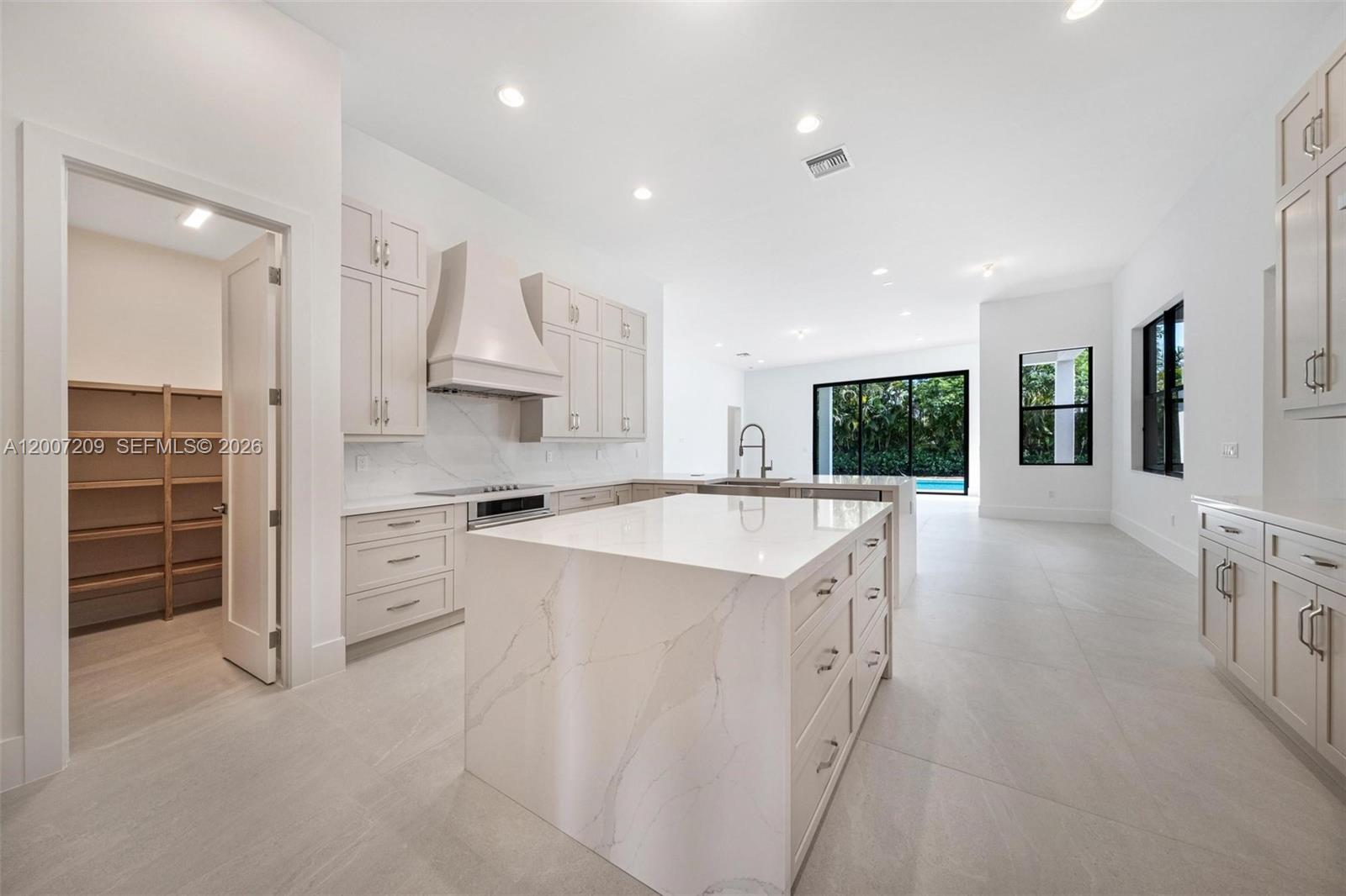 11900 SW 14th Place