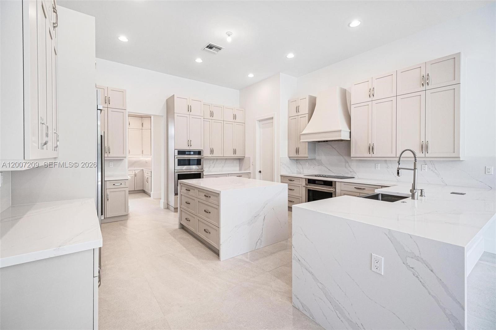 11900 SW 14th Place