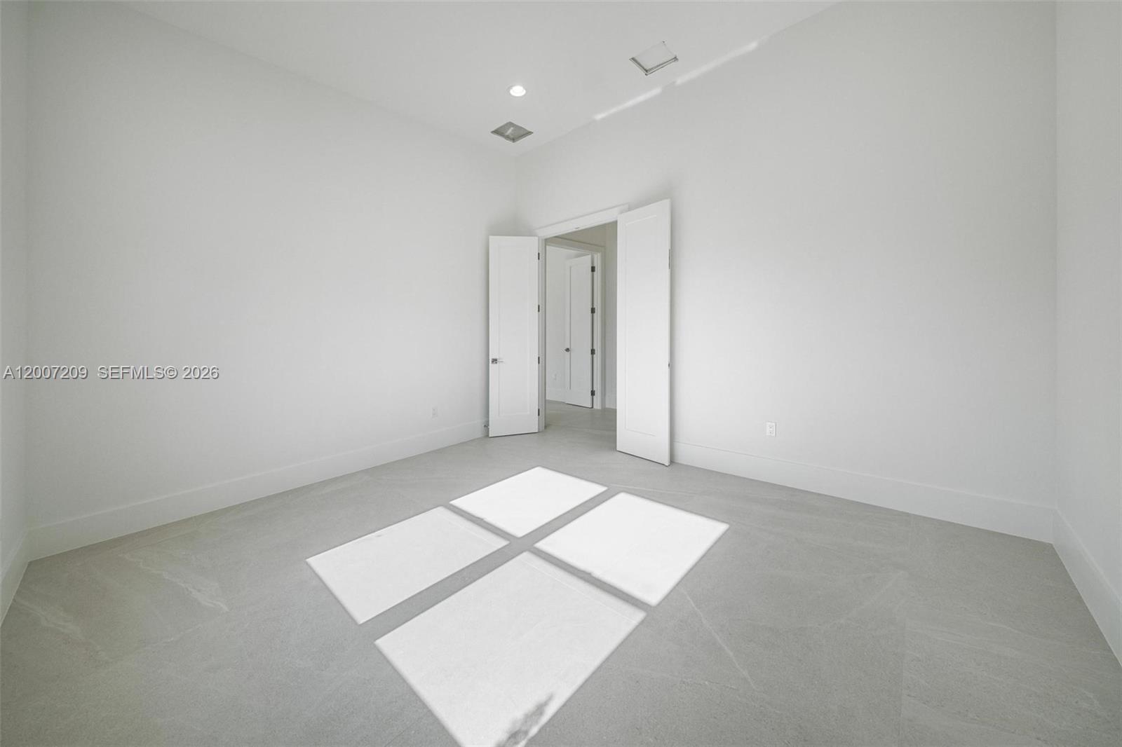 11900 SW 14th Place