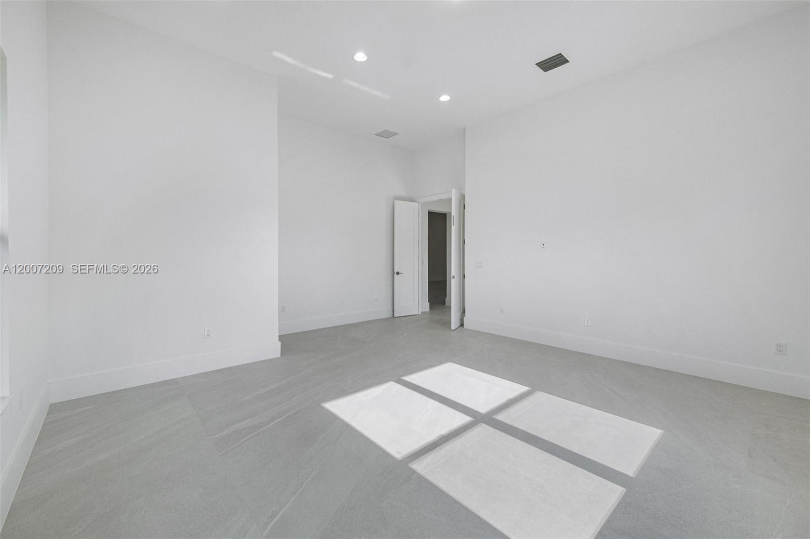 11900 SW 14th Place