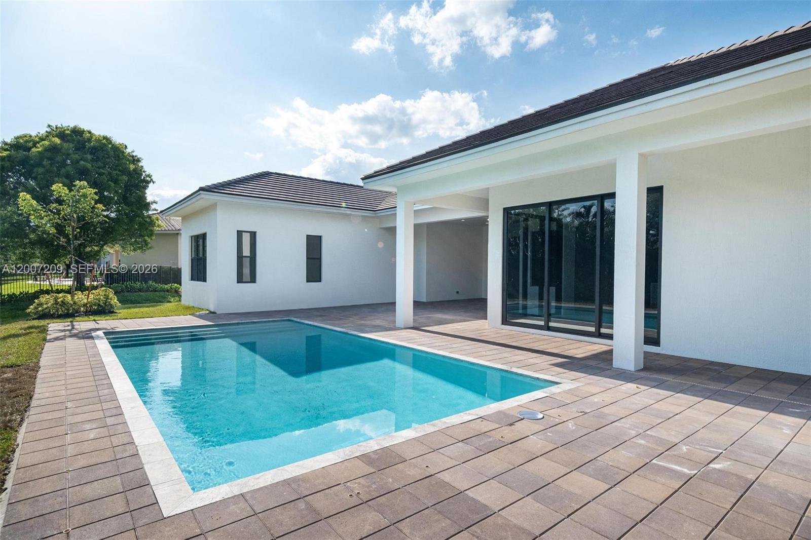 11900 SW 14th Place