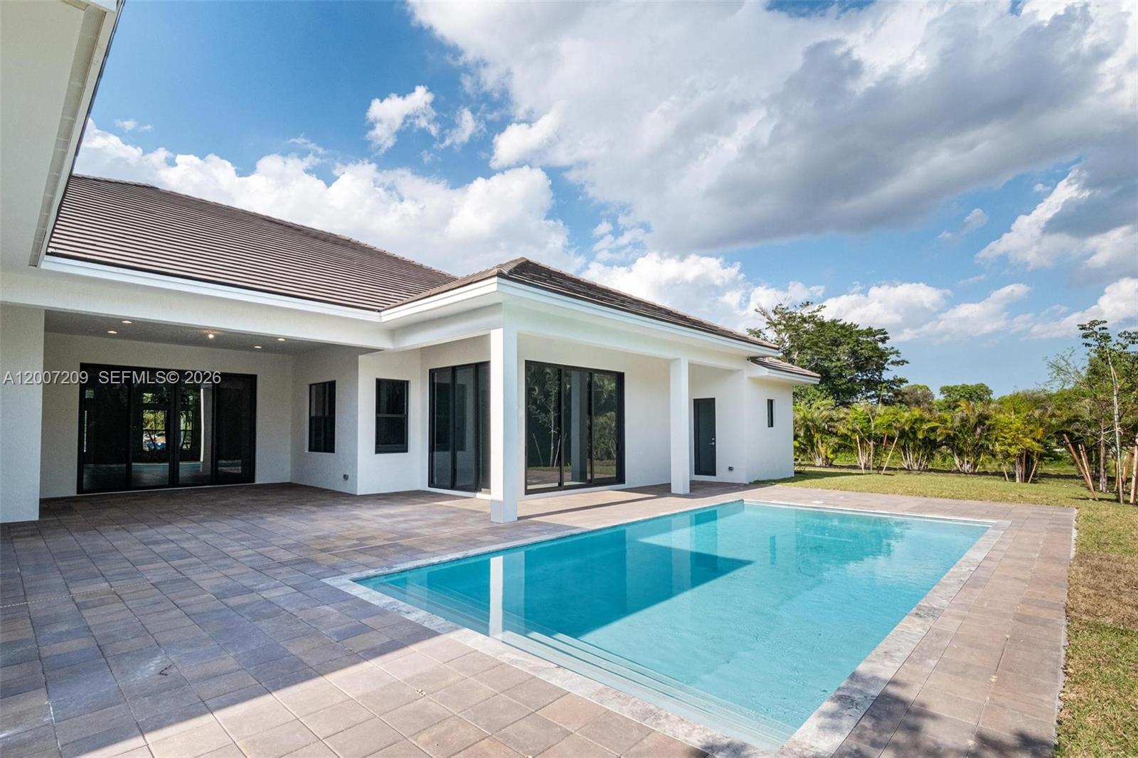 11900 SW 14th Place