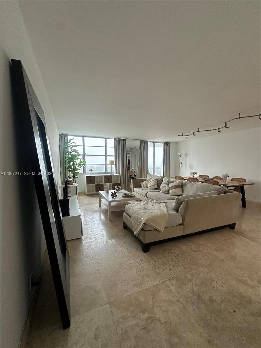 2100 Sans Souci Boulevard