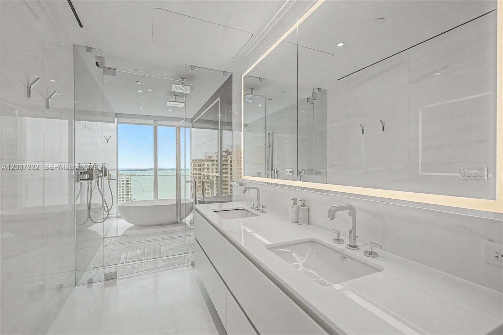 300 Biscayne Blvd Way