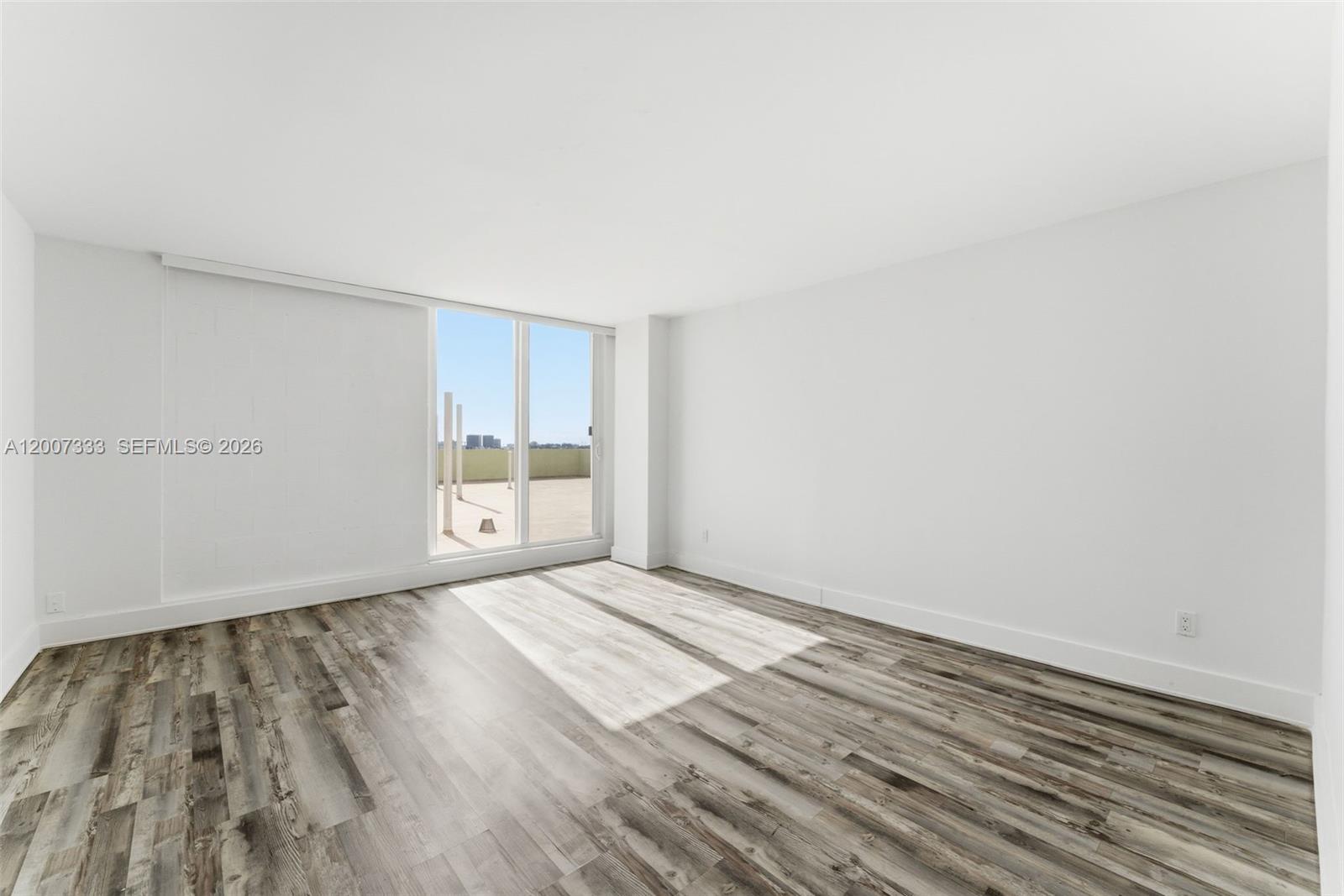 2000 NE 135th Street