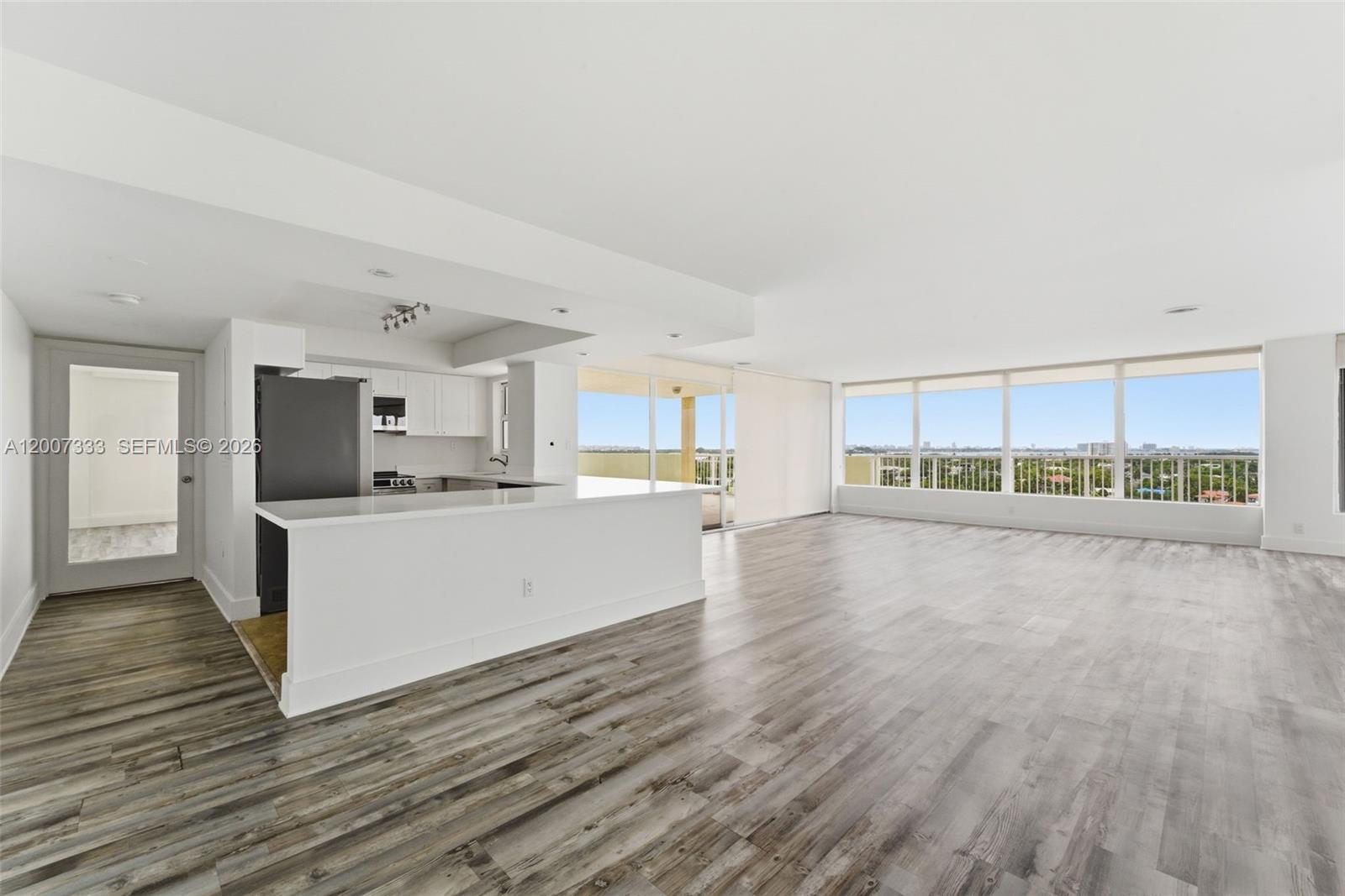 2000 NE 135th Street