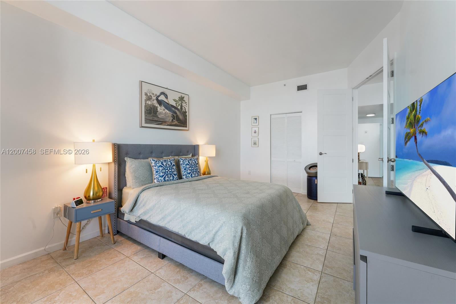 725 NE 22nd Street