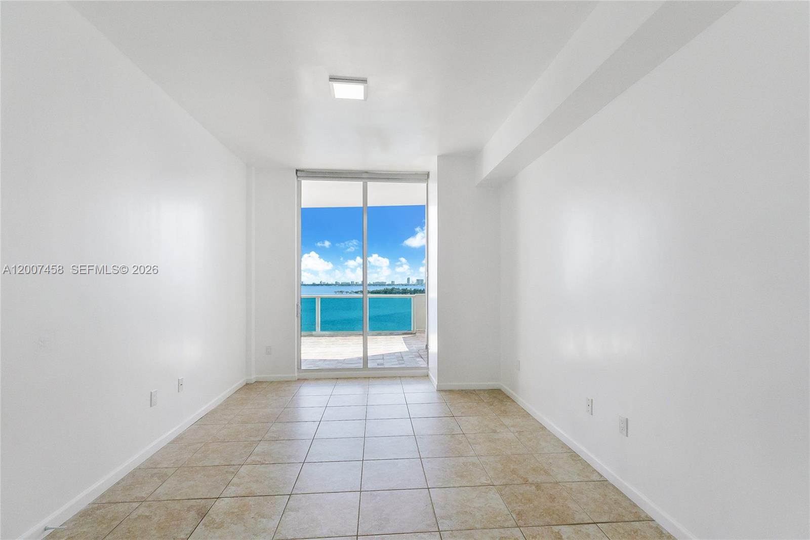 725 NE 22nd Street