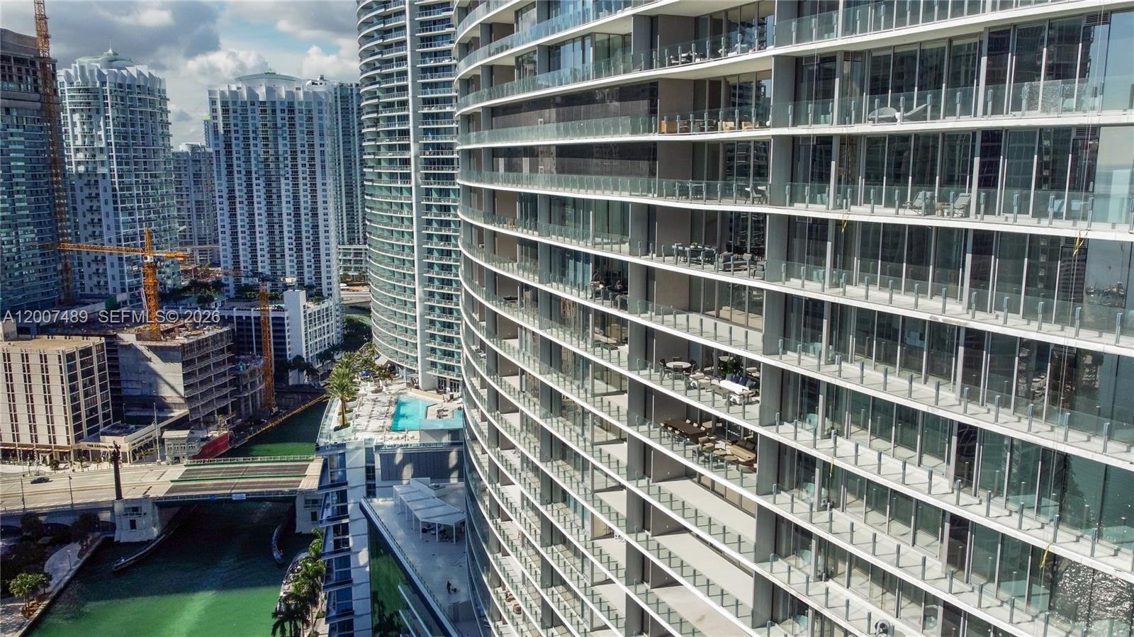 300 Biscayne Blvd Way