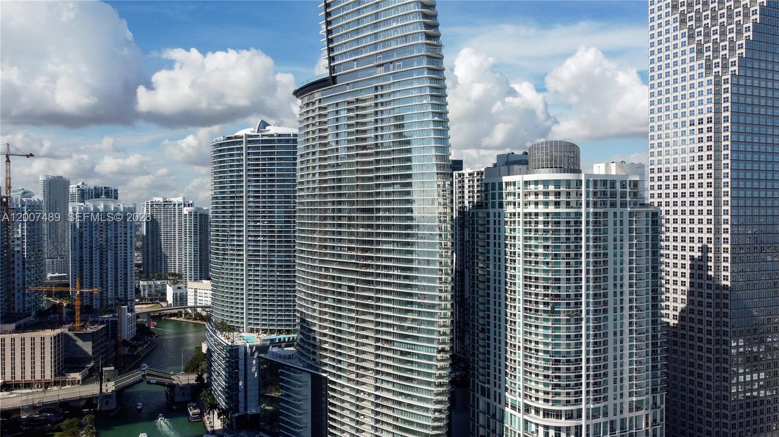 300 Biscayne Blvd Way