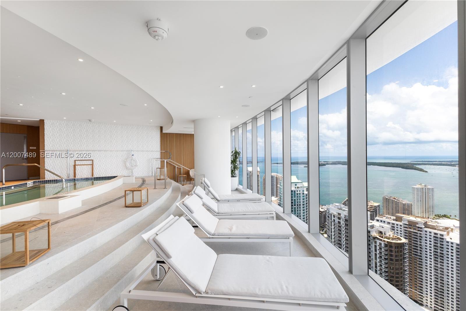 300 Biscayne Blvd Way