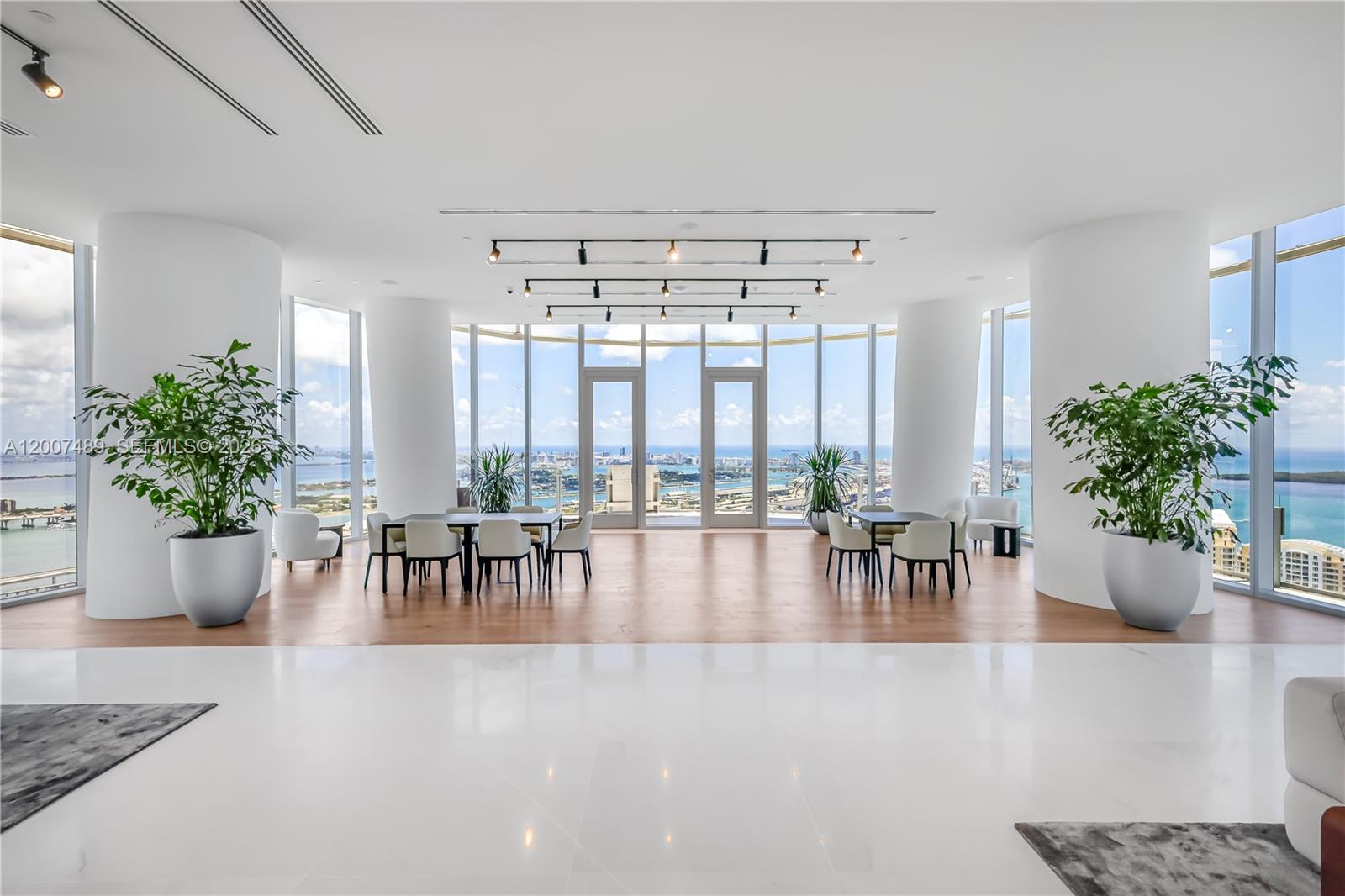 300 Biscayne Blvd Way