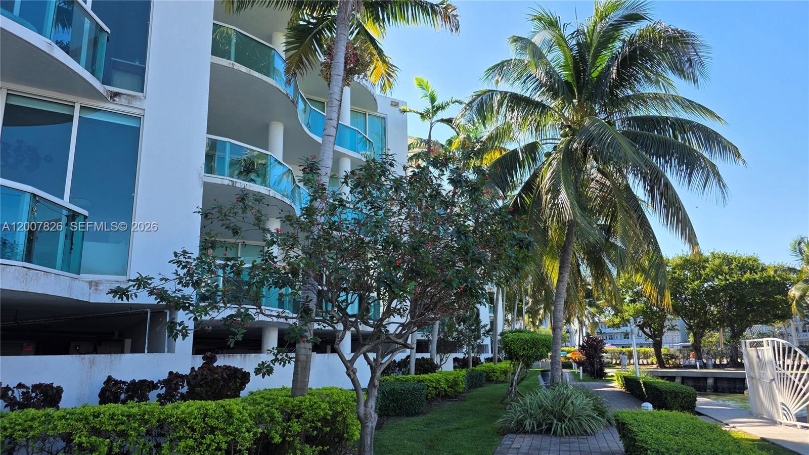 7900 Harbor Island Drive