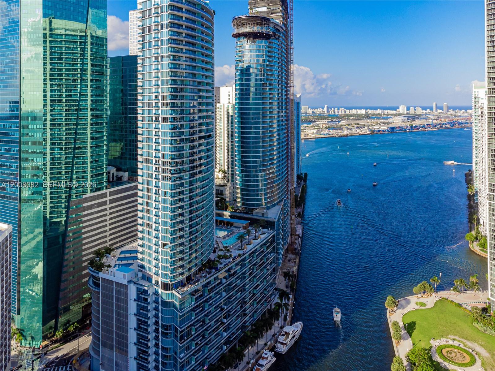 200 Biscayne Boulevard Way